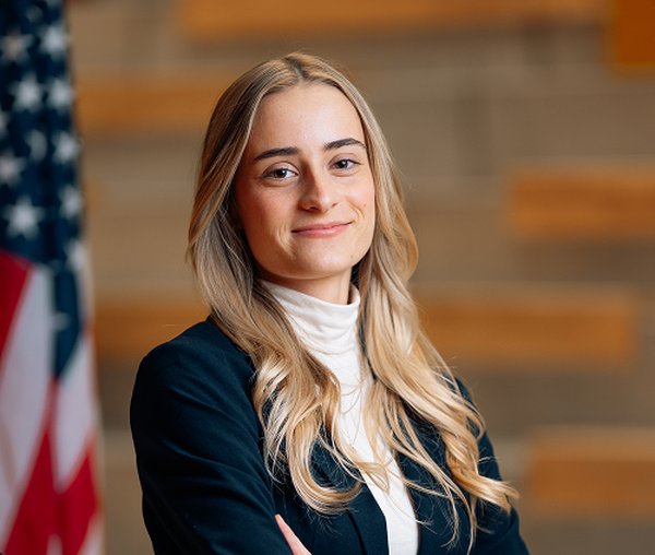Emma Ring, U.S. Study Consultant bei Epro 360 Elite